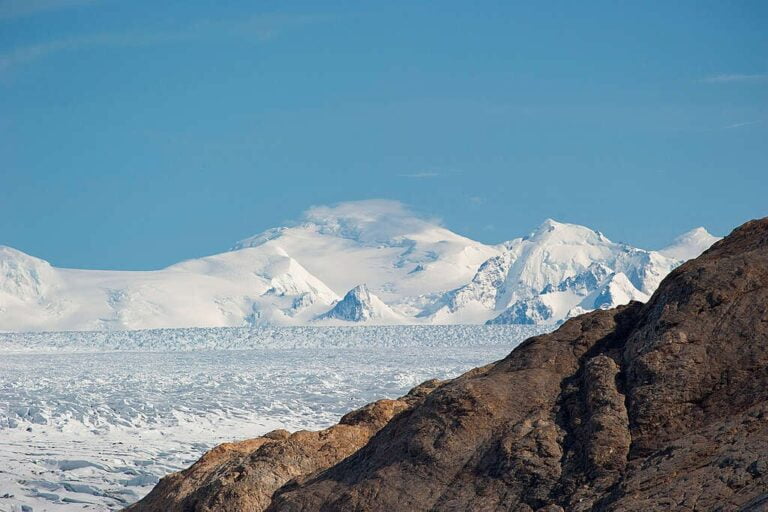 Greenpeace sobre la Ley ‘Ómnibus’:  “Es un voto vergonzoso en contra de los glaciares y los humedales”